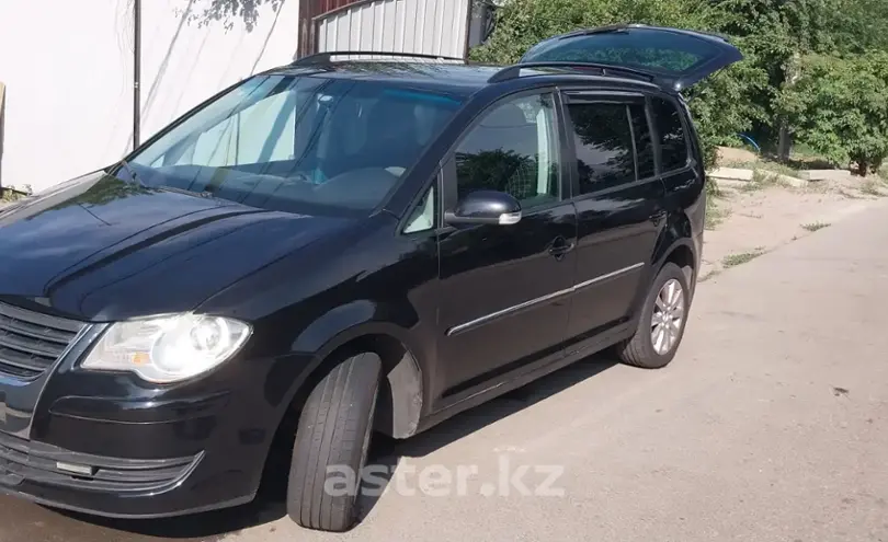 Volkswagen Touran 2007 года за 3 200 000 тг. в Алматы