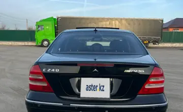 Mercedes-Benz C-Класс 2004 года за 3 600 000 тг. в Актобе фото 3