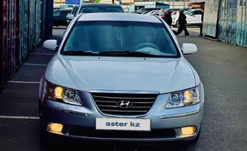 Hyundai Sonata 2010 года за 4 100 000 тг. в Астана фото 1