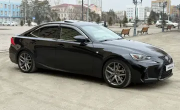Lexus IS 2016 года за 13 000 000 тг. в Семей