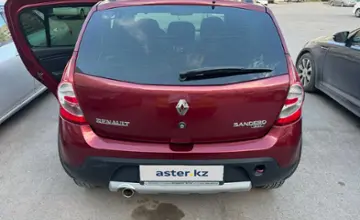 Renault Sandero 2013 года за 3 800 000 тг. в Астана фото 4