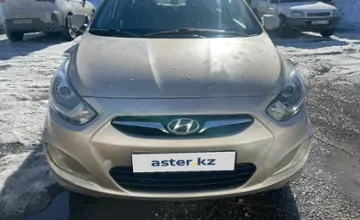 Hyundai Accent 2013 года за 4 250 000 тг. в Усть-Каменогорск фото 2