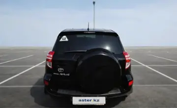 Toyota RAV4 2010 года за 8 200 000 тг. в Алматы фото 4