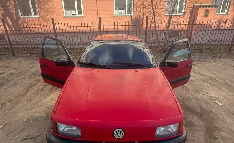 Volkswagen Passat 1993 года за 999 999 тг. в Павлодар
