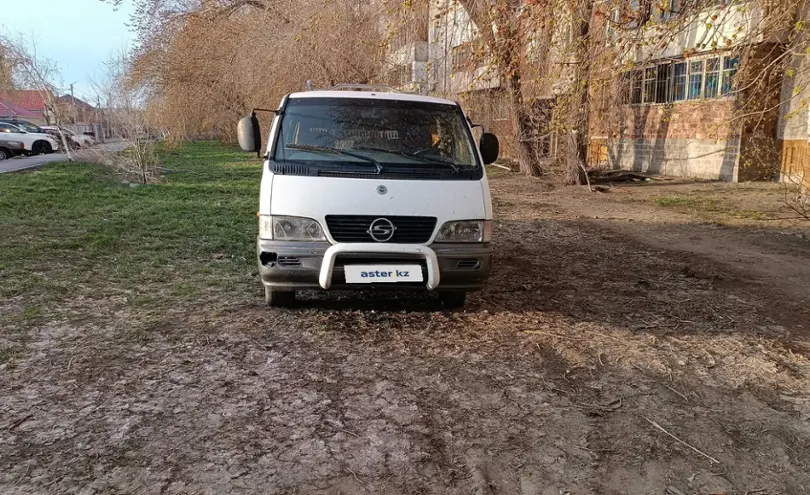 SsangYong Istana 2002 года за 1 300 000 тг. в Павлодарская область фото 2