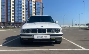 BMW 5 серии 1990 года за 2 200 000 тг. в Астана фото 2