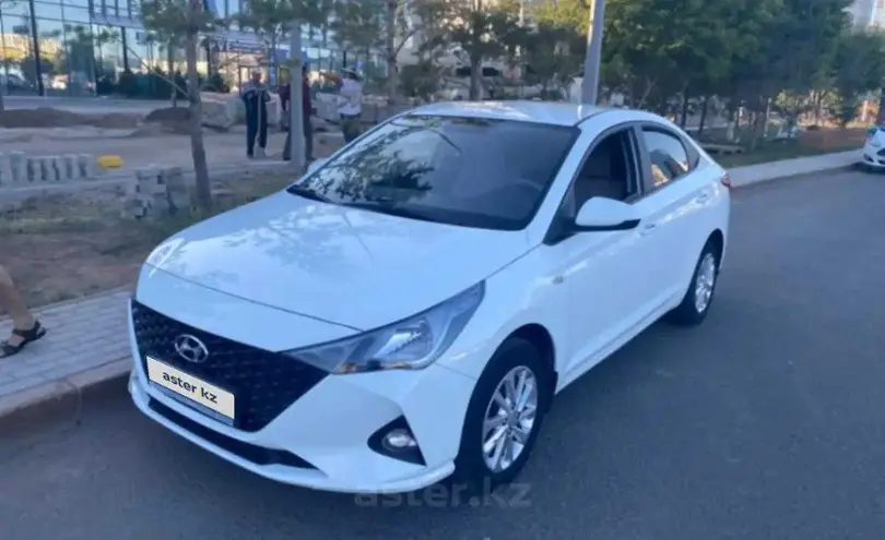 Hyundai Accent 2020 года за 5 800 000 тг. в Астана