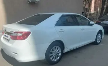 Toyota Camry 2014 года за 7 200 000 тг. в Алматы фото 2