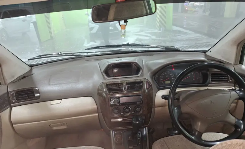 Mitsubishi Chariot 1998 года за 1 600 000 тг. в Астана фото 4