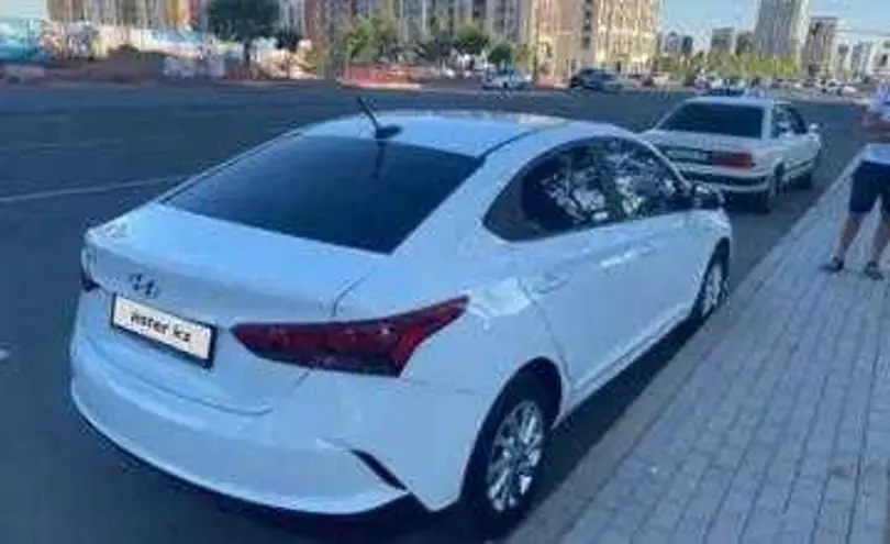 Hyundai Accent 2020 года за 5 500 000 тг. в Астана фото 4