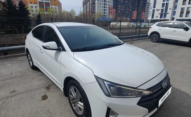 Hyundai Elantra 2019 года за 7 800 000 тг. в Астана фото 3