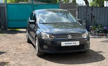 Volkswagen Polo 2014 года за 3 900 000 тг. в Астана фото 2