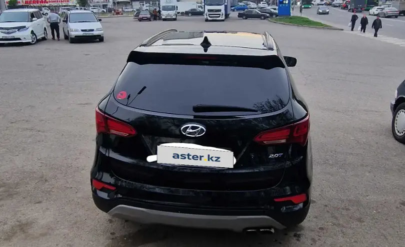 Hyundai Santa Fe 2017 года за 11 800 000 тг. в Алматы