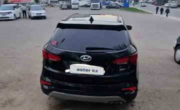 Hyundai Santa Fe 2017 года за 13 000 000 тг. в Алматы