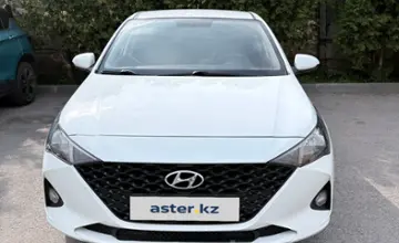 Hyundai Solaris 2020 года за 6 500 000 тг. в Алматы фото 3