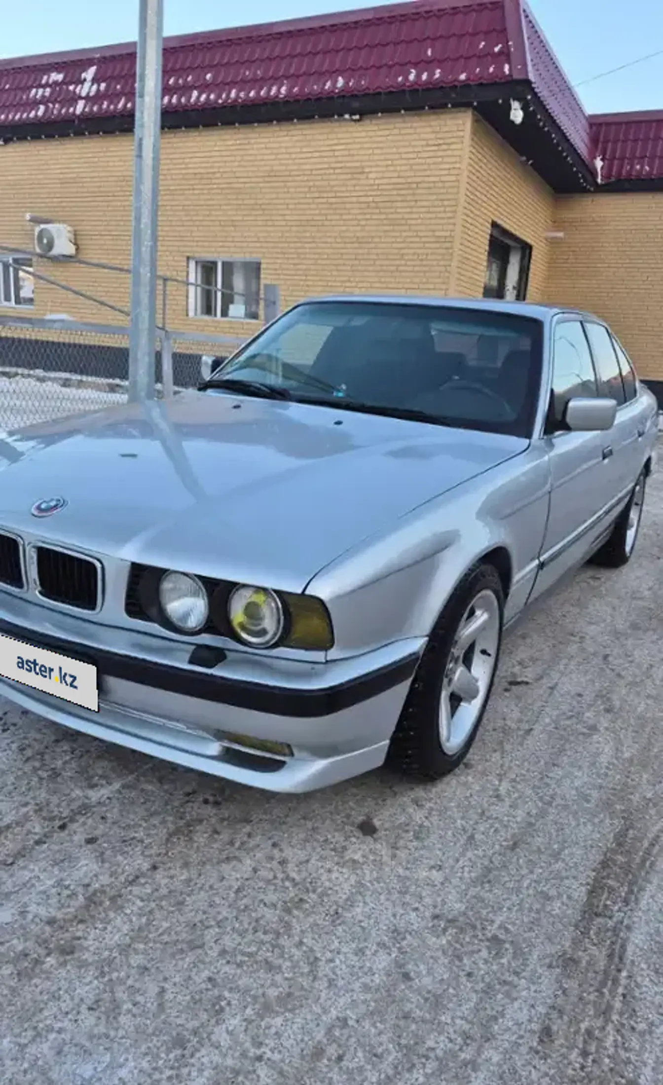 BMW 5 серии 1990 года за 2 000 000 тг. в Карагандинская область фото 1