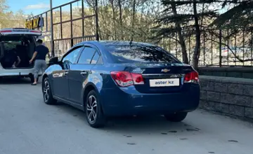 Chevrolet Cruze 2012 года за 3 990 000 тг. в Астана фото 2