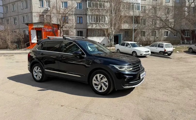 Volkswagen Tiguan 2021 года за 16 500 000 тг. в Караганда