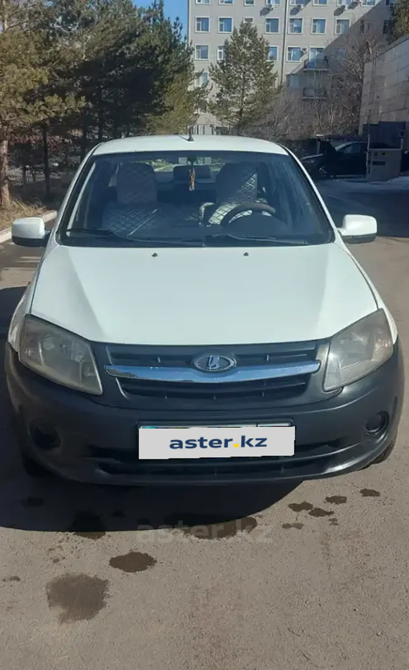 LADA (ВАЗ) Granta 2013 года за 2 250 000 тг. в Астана фото 2