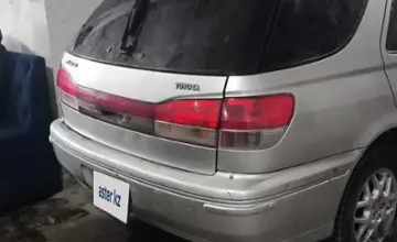 Toyota Vista 1999 года за 3 500 000 тг. в Астана фото 2
