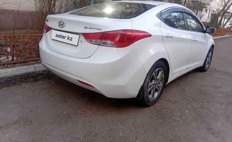 Hyundai Elantra 2011 года за 4 100 000 тг. в Астана фото 3