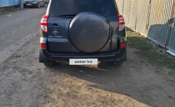 Toyota RAV4 2015 года за 8 000 000 тг. в Актюбинская область фото 2