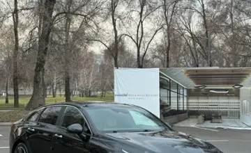 Kia K5 2021 года за 11 000 000 тг. в Алматы фото 3