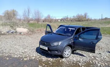 LADA (ВАЗ) Granta 2019 года за 3 800 000 тг. в Усть-Каменогорск фото 2