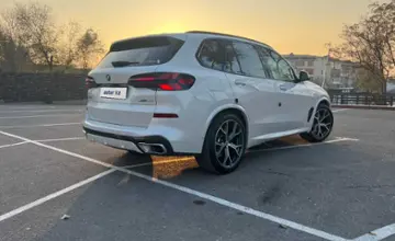 BMW X5 2024 года за 56 500 000 тг. в Алматы фото 3