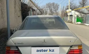 Mercedes-Benz W124 1988 года за 700 000 тг. в Алматы фото 4