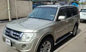 Mitsubishi Pajero 2012 года за 9 850 400 тг. в Алматы фото 1