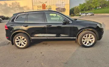Volkswagen Touareg 2011 года за 11 500 000 тг. в Алматы фото 3