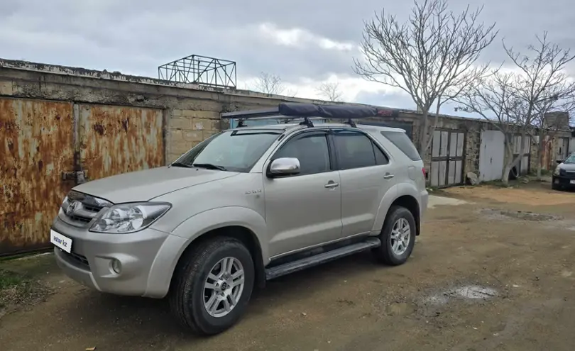 Toyota Fortuner 2006 года за 8 700 000 тг. в Актау