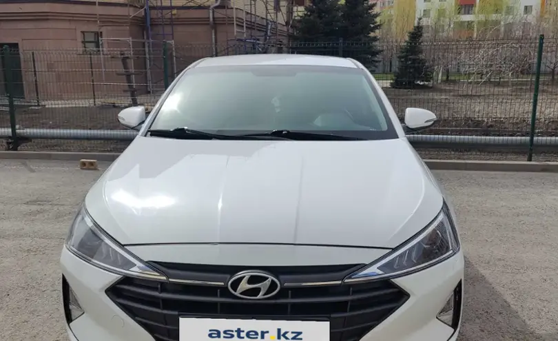 Hyundai Elantra 2019 года за 7 800 000 тг. в Астана фото 2