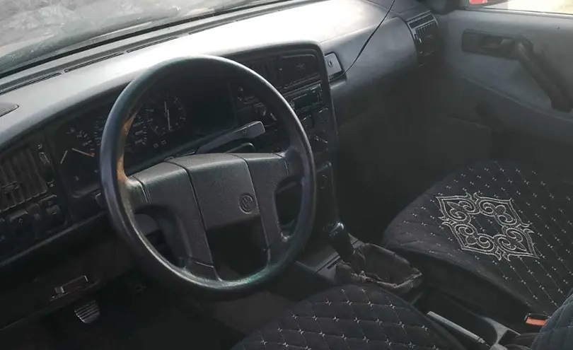 Volkswagen Passat 1992 года за 800 000 тг. в Усть-Каменогорск