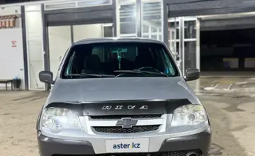 Chevrolet Niva 2013 года за 2 600 000 тг. в Алматы фото 2