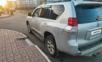 Toyota Land Cruiser Prado 2011 года за 13 000 000 тг. в Астана фото 4