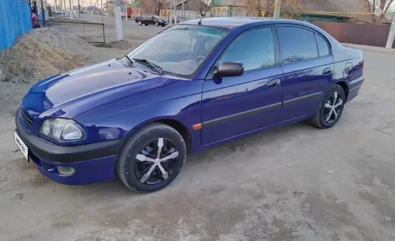 Toyota Avensis 2000 года за 1 950 000 тг. в Актюбинская область фото 2
