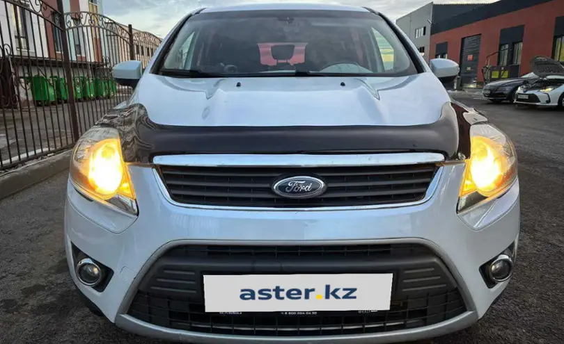 Ford Kuga 2012 года за 5 900 000 тг. в Астана фото 3