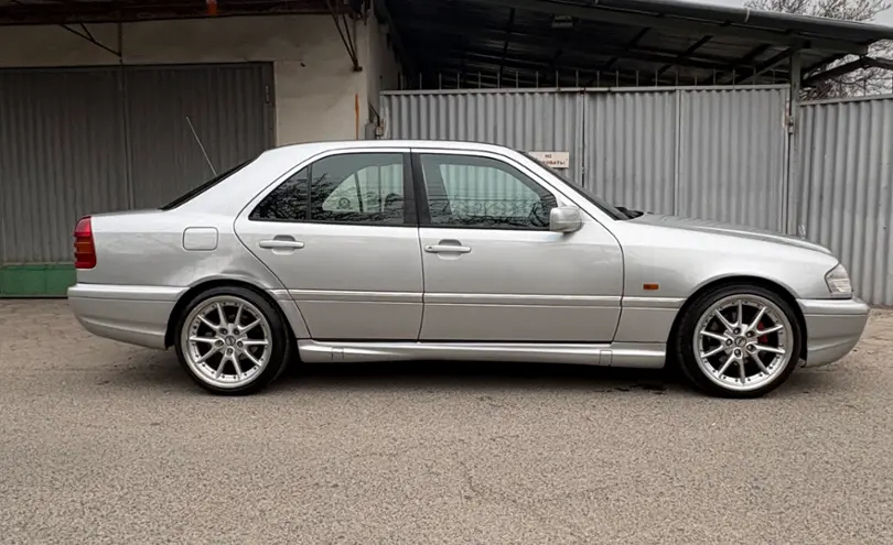 Mercedes-Benz C-Класс 1995 года за 3 300 000 тг. в Алматы
