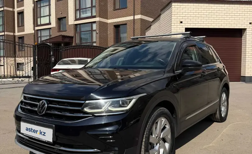 Volkswagen Tiguan 2021 года за 16 500 000 тг. в Караганда фото 2
