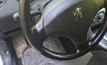 Peugeot 308 2008 года за 2 800 000 тг. в Алматы