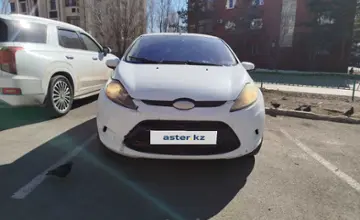 Ford Fiesta 2010 года за 2 500 000 тг. в Астана фото 2