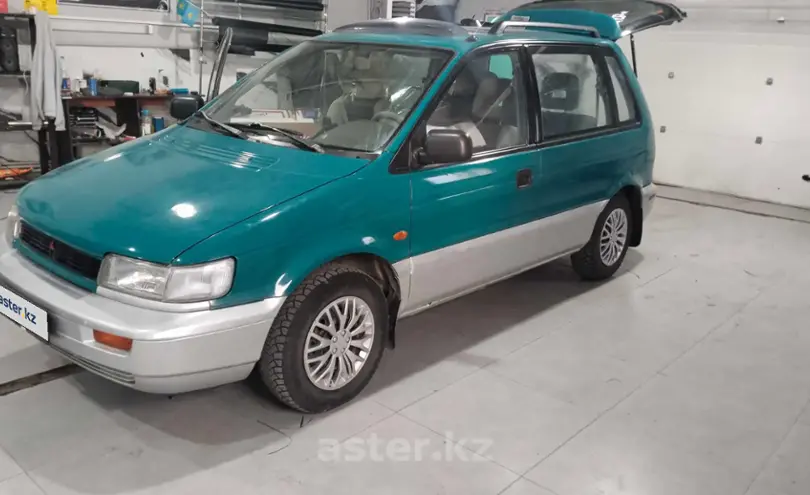 Mitsubishi Space Runner 1993 года за 1 000 000 тг. в Астана