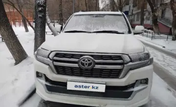Toyota Land Cruiser 2015 года за 22 000 000 тг. в Караганда фото 1