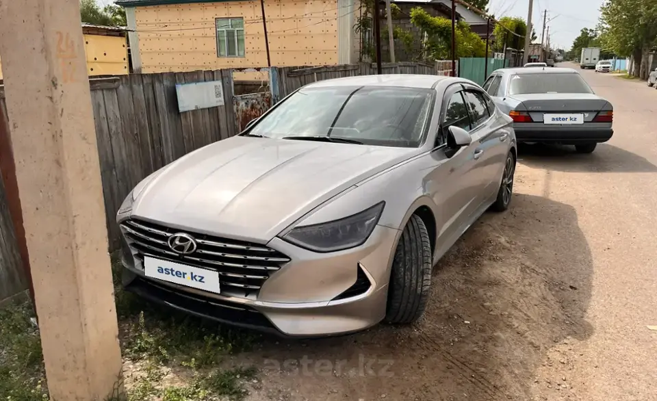 Hyundai Sonata 2021 года за 10 500 000 тг. в Туркестанская область фото 1