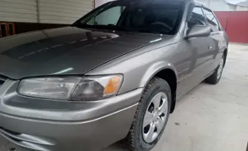 Toyota Camry 1998 года за 3 600 000 тг. в Алматы фото 2