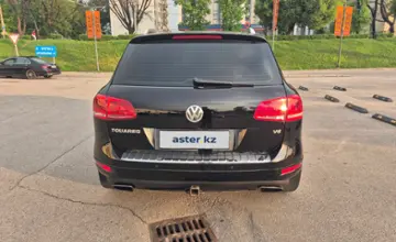Volkswagen Touareg 2011 года за 11 500 000 тг. в Алматы
