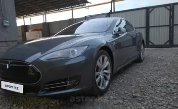 Tesla Model S 2014 года за 14 000 000 тг. в Алматы фото 1