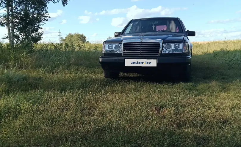 Mercedes-Benz W124 1988 года за 1 200 000 тг. в Астана фото 1